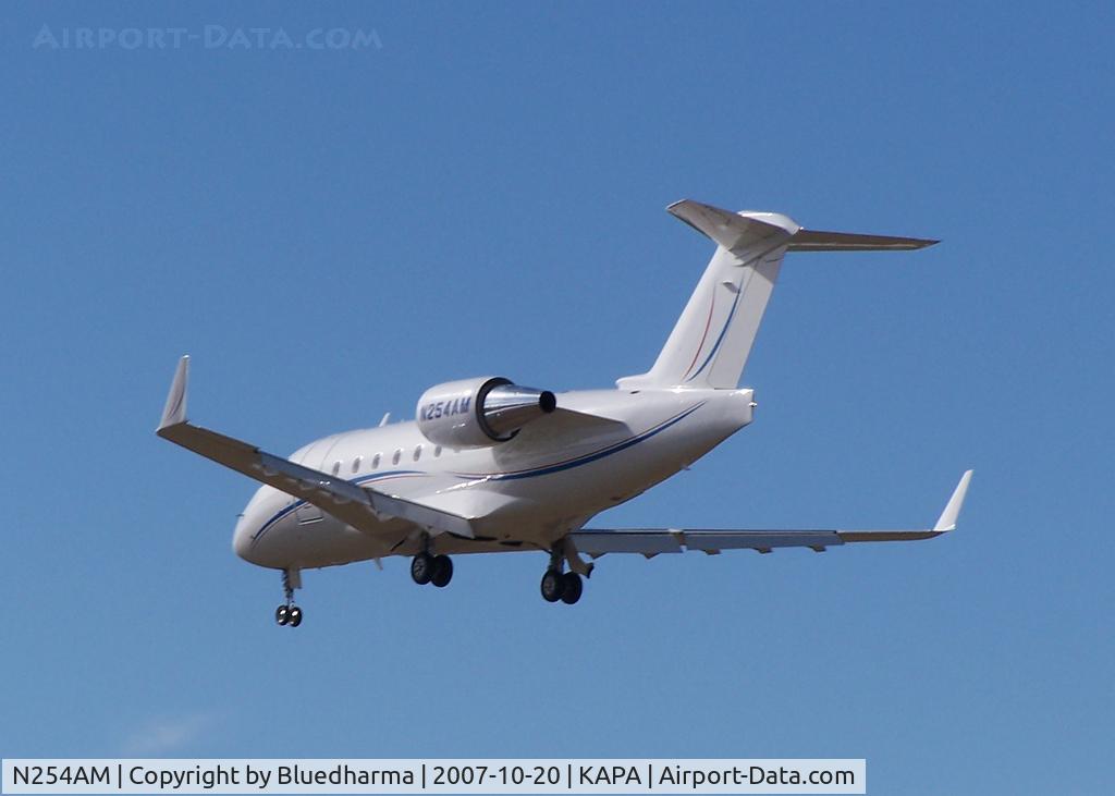 N254AM, 1997 Canadair Challenger 604 (CL-600-2B16) C/N 5361, Approach to 17L