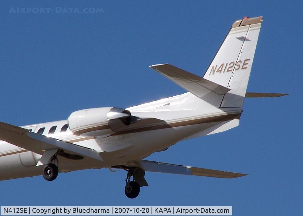 N412SE, 1981 Cessna 501 Citation I/SP C/N 501-0225, Approach to 17L (tail detail)