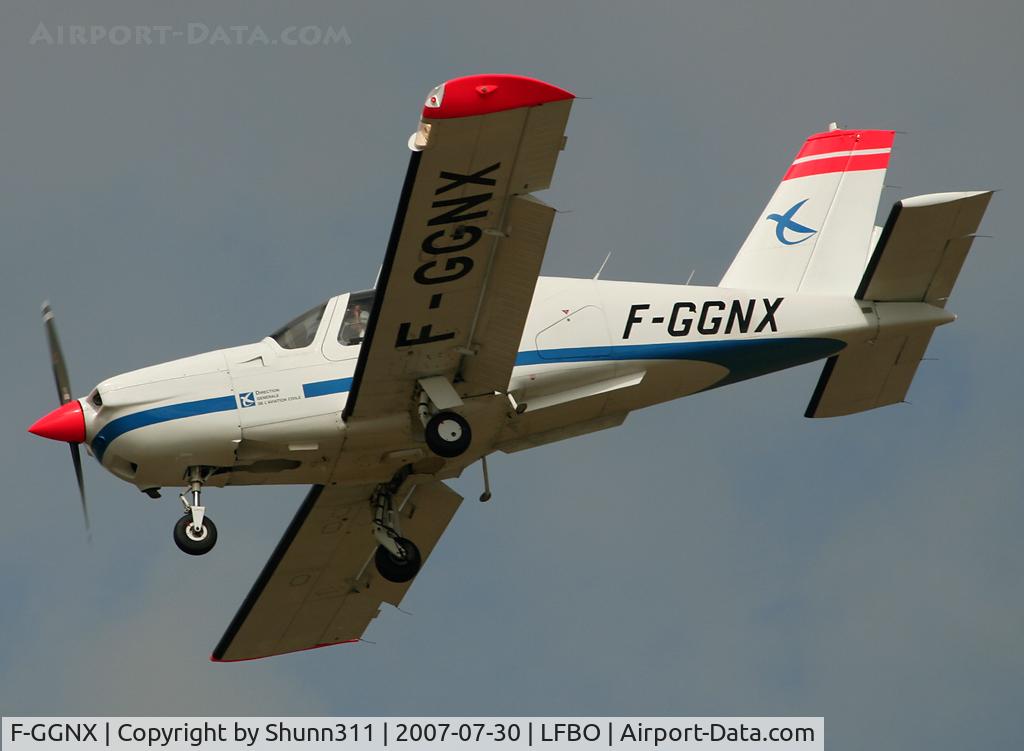 F-GGNX, 1991 Socata TB-20 C/N 1287, Landing rwy 32L