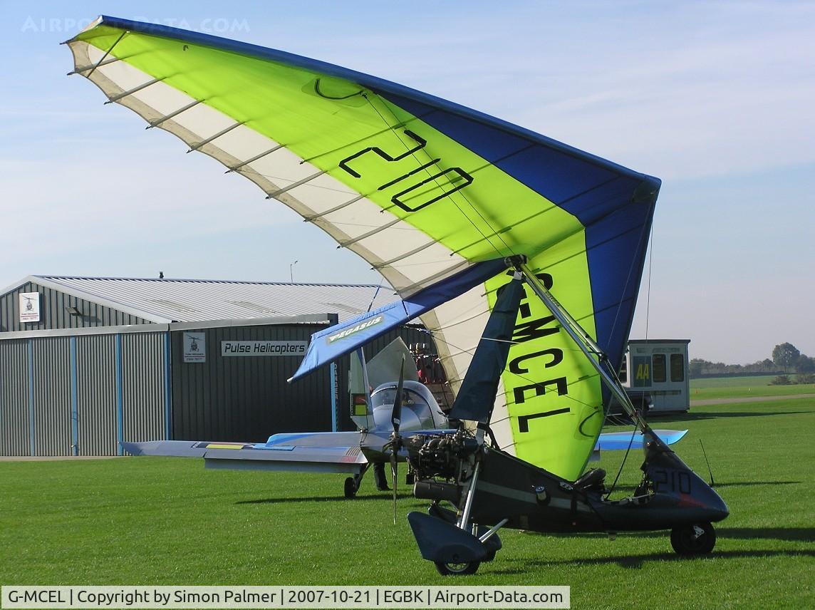 G-MCEL, 2001 Pegasus Quantum 15-912 C/N 7858, Pegasus Quantum based at Sywell