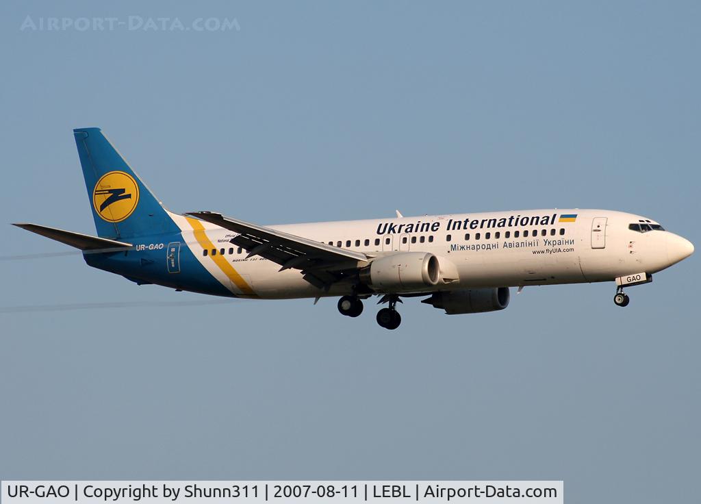 UR-GAO, 1991 Boeing 737-4Z9 C/N 25147, Landing rwy 25R