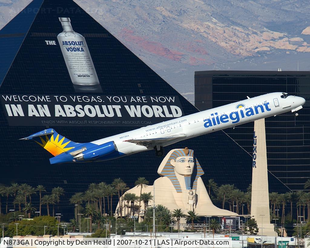 N873GA, 1988 McDonnell Douglas MD-83 (DC-9-83) C/N 49658, Allegiant Air N873GA (FLT AAY452) climbing out from RWY 1R enroute to Wichita Mid-Continent (KICT).