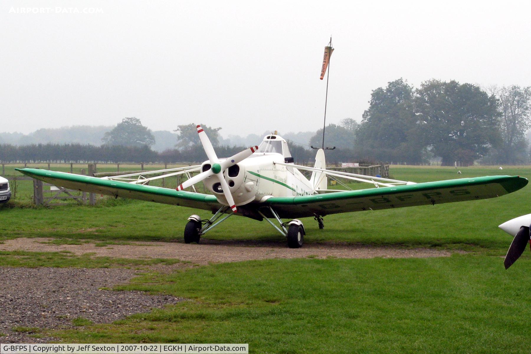 G-BFPS, 1978 Piper PA-25-235 Pawnee C/N 25-7856013, Kent Gliding Club Piper Pawnee at Headcorn