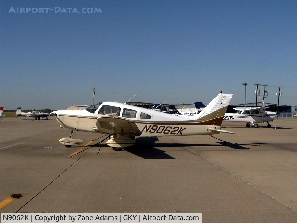 N9062K, 1977 Piper PA-28-161 C/N 28-7816187, On the ramp at Arlington Muni