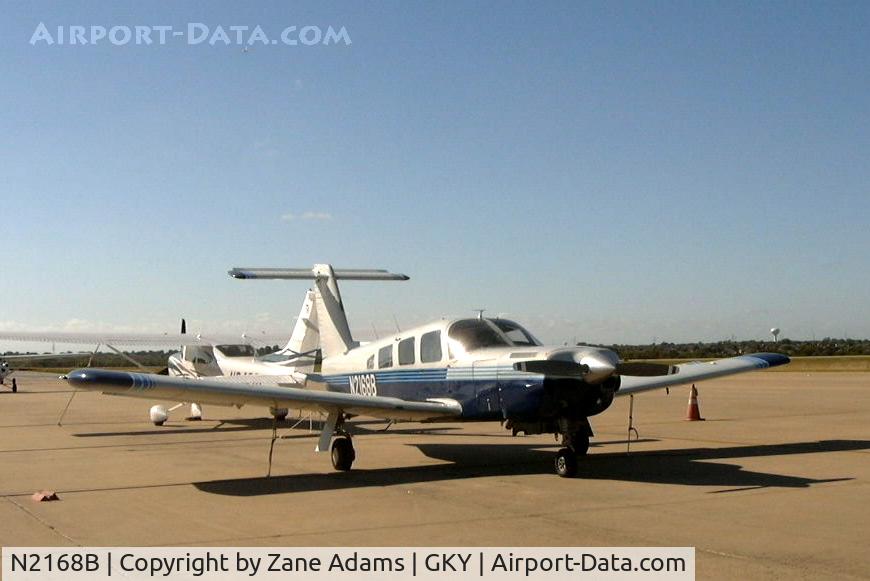 N2168B, 1978 Piper PA-32RT-300T Turbo Lance II C/N 32R-7987032, On the ramp at Arlington Muni
