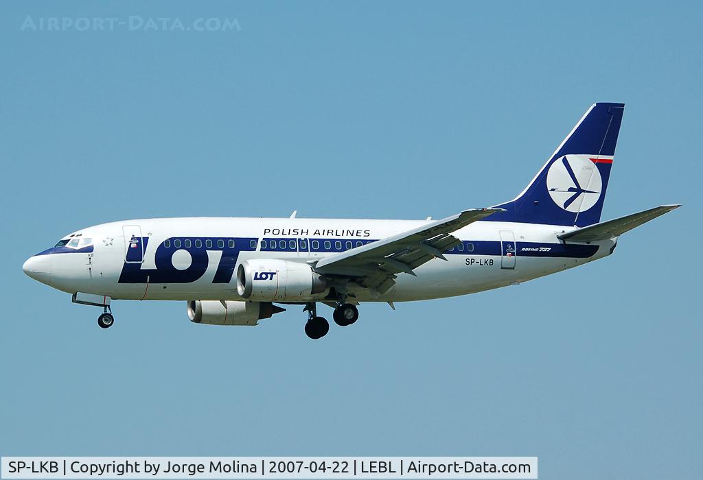 SP-LKB, 1992 Boeing 737-55D C/N 27417, Boeing 735 on short final RWY 25R.