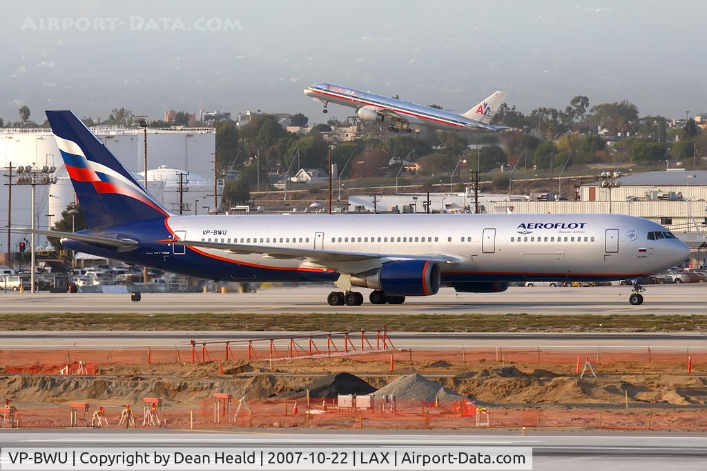 VP-BWU, 1991 Boeing 767-3T7ER C/N 25076, Aeroflot VP-BWU (FLT AFL321) from Sheremetyevo (UUEE) - Moscow, Russia - taxiing to the gate after arrival on the north complex.
