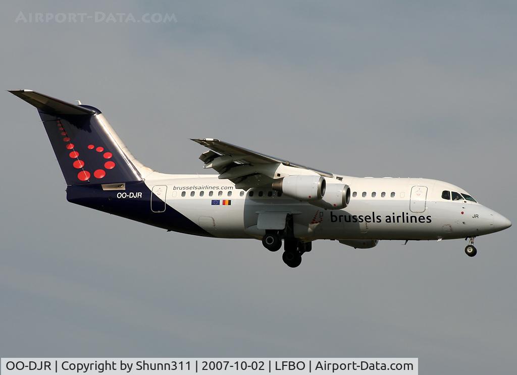 OO-DJR, 1996 British Aerospace Avro 146-RJ85 C/N E.2290, Landing rwy 14R