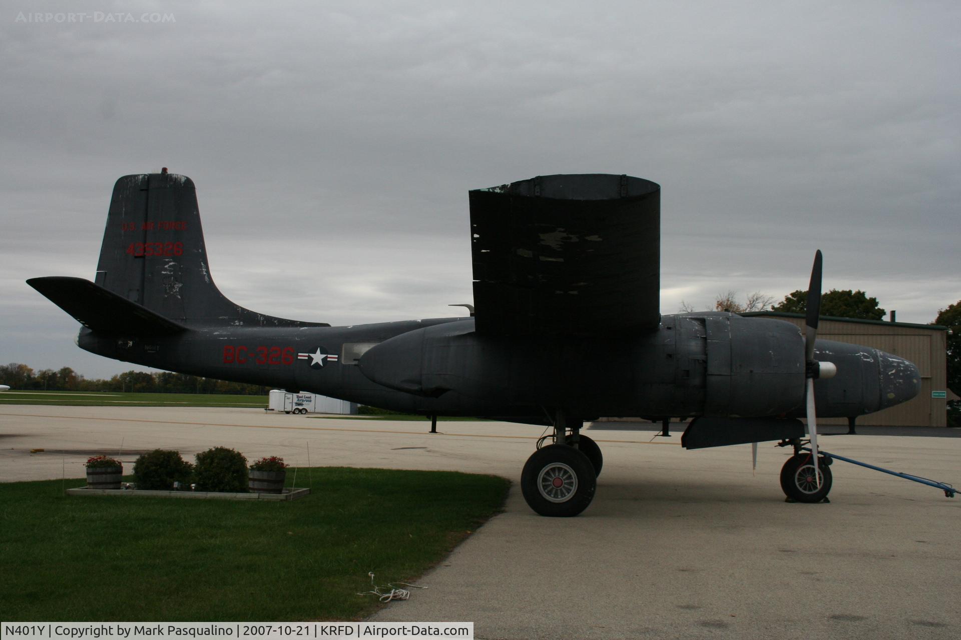 N401Y, 1944 Douglas A-26C Invader C/N 29605 (28605), Douglas A-26C