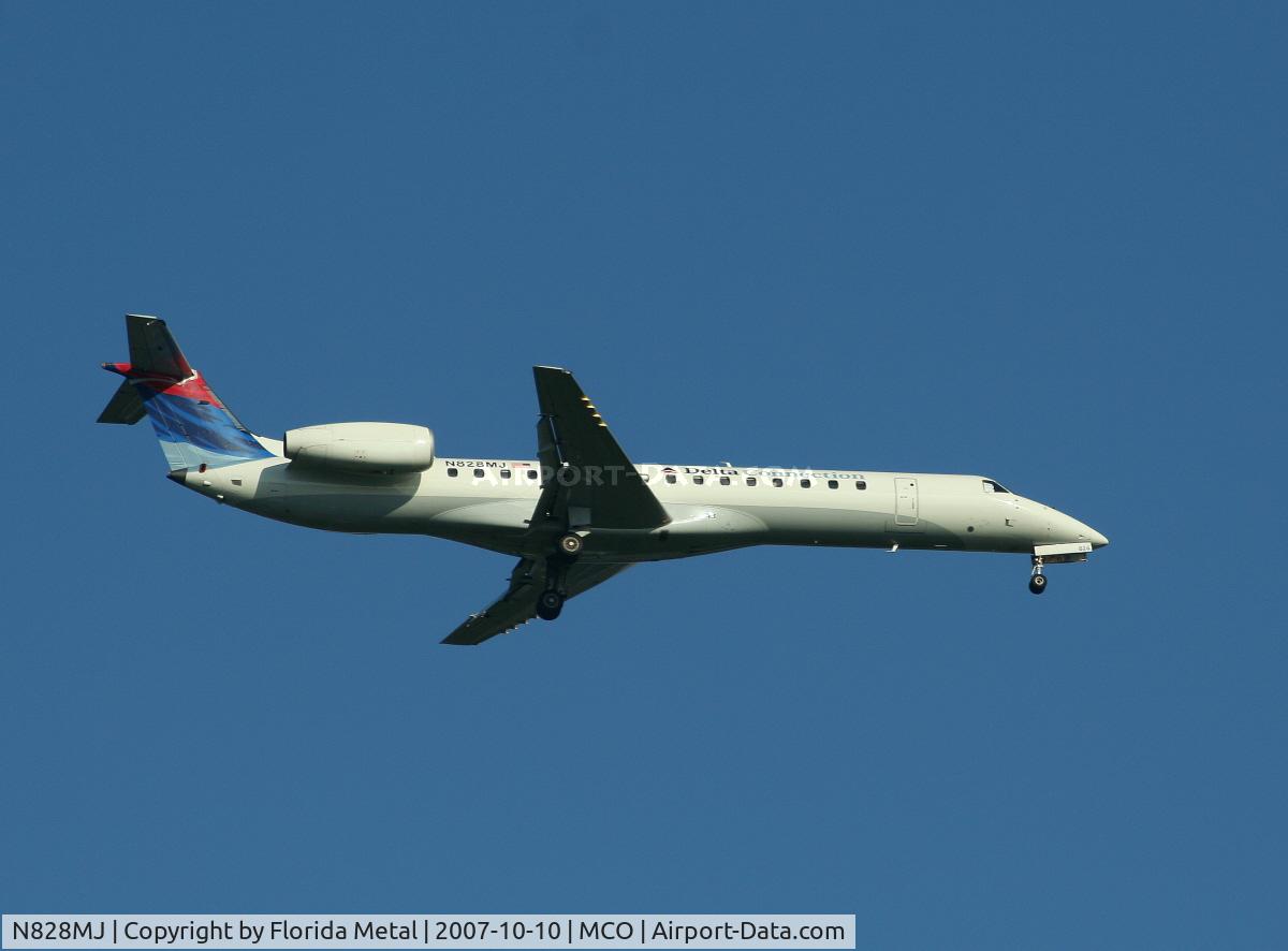 N828MJ, 2000 Embraer EMB-145LR C/N 145218, Delta Connection
