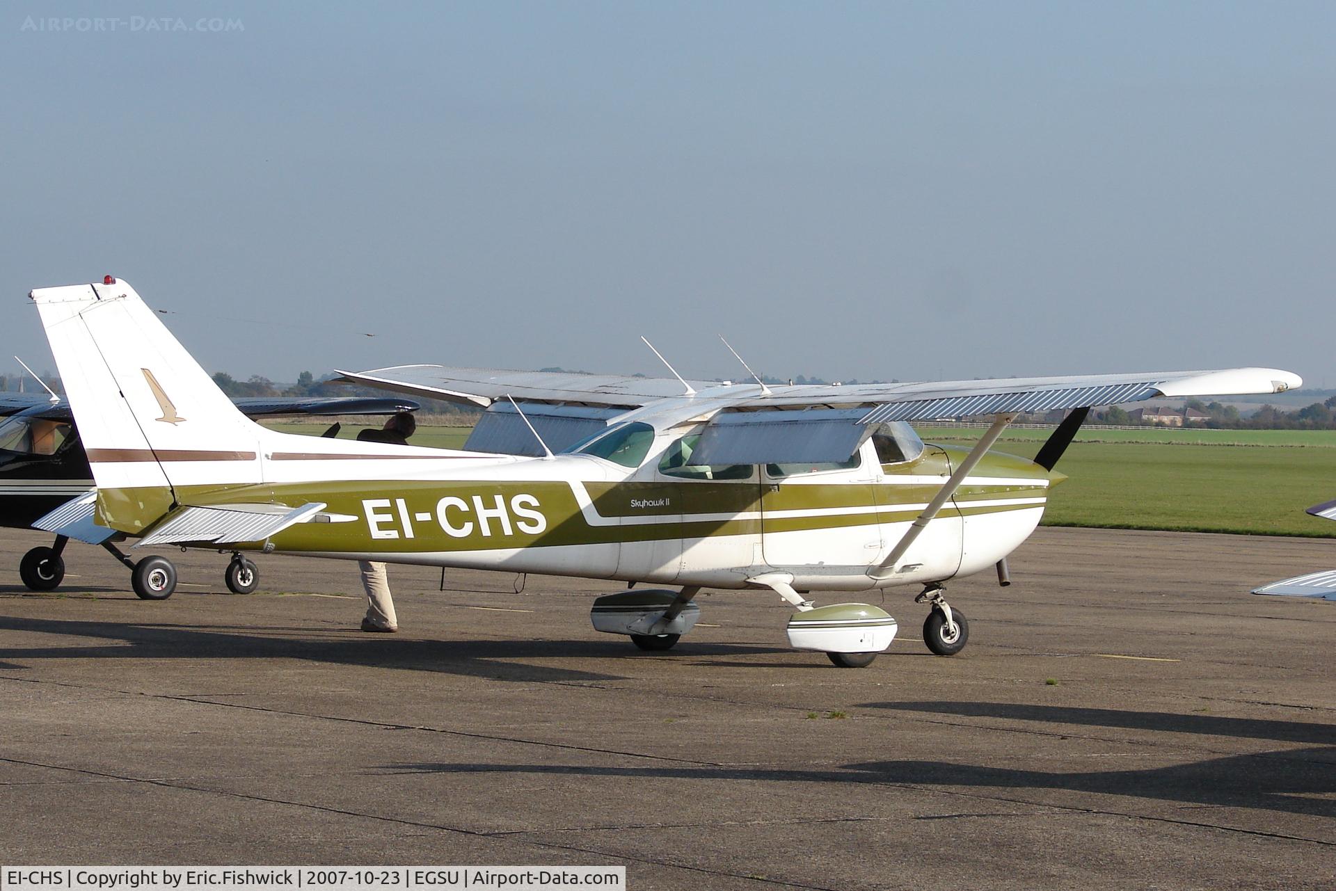 EI-CHS, 1976 Cessna 172M Skyhawk C/N 172-66742, 2. EI-CHS at Duxford