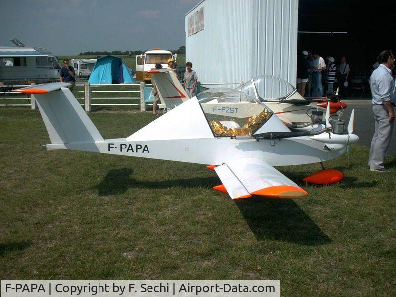 F-PAPA, Colomban MC-15 Cri-Cri (Cricket) C/N 224, May Annual Meeting at Royan