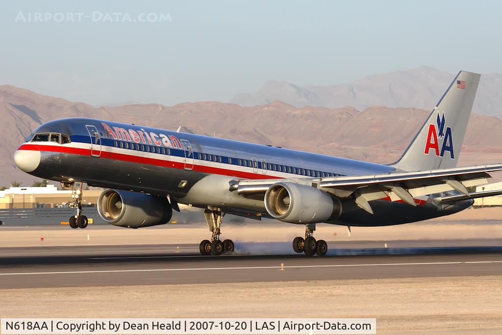 N618AA, 1989 Boeing 757-223 C/N 24526, American Airlines N618AA (FLT AAL1807) from Dallas/Fort Worth Int'l (KDFW) landing on RWY 25L.
