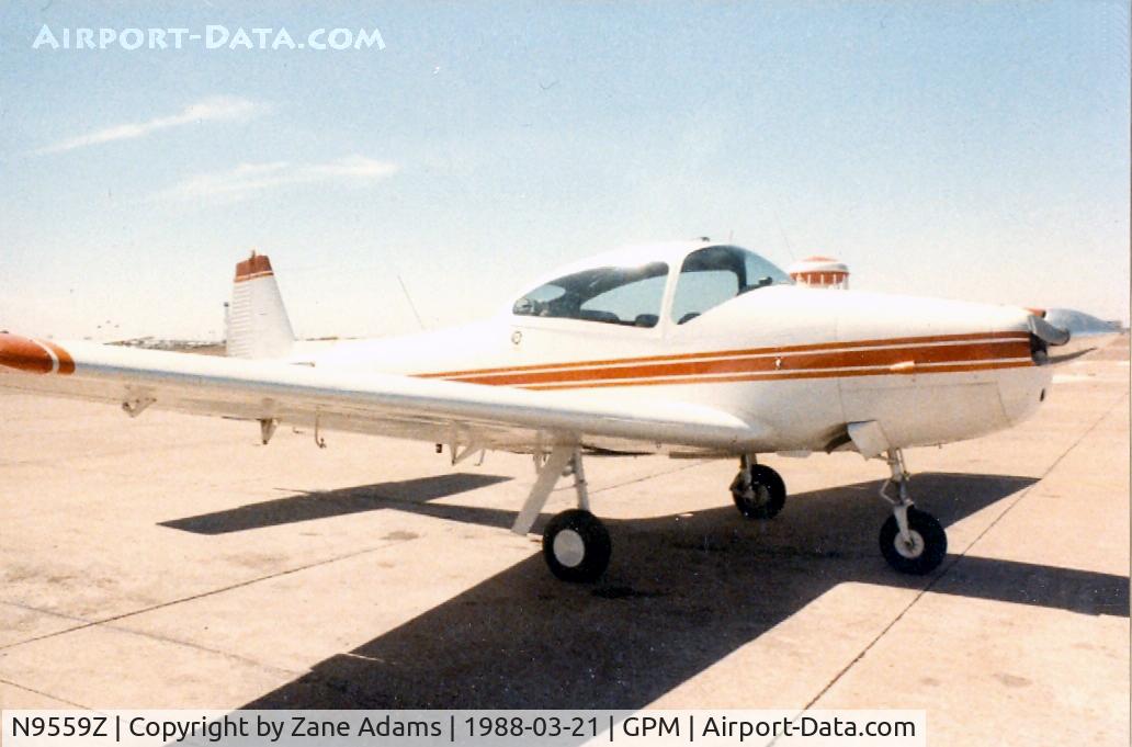 N9559Z, 1948 Ryan Navion A C/N NAV-4-1320, On the ramp at Grand Prairie Muni
