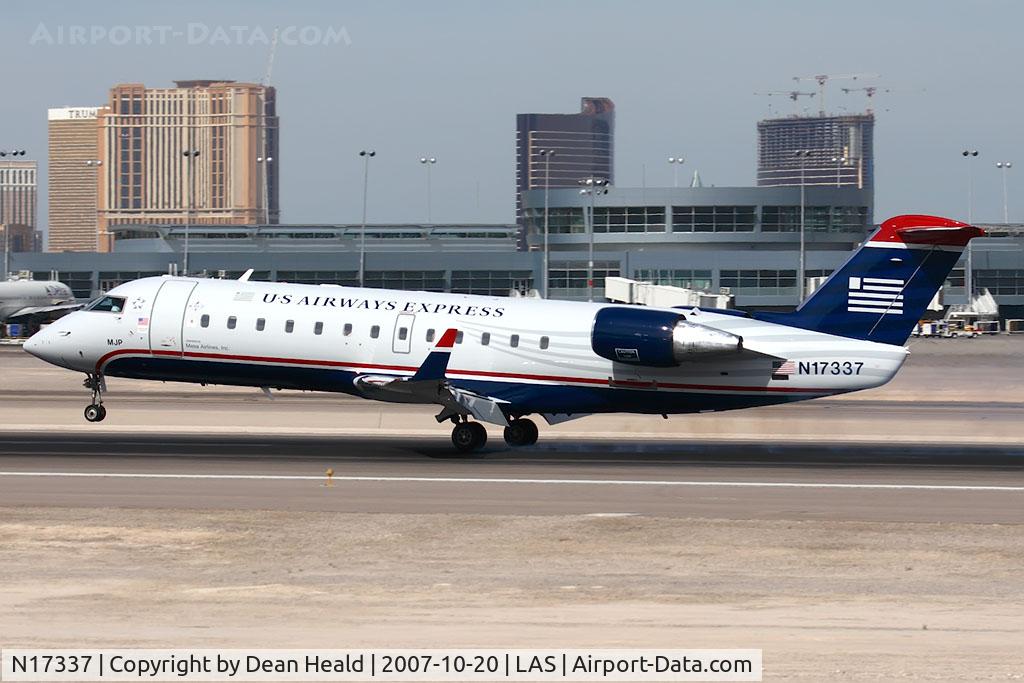 N17337, 1999 Bombardier CRJ-200LR (CL-600-2B19) C/N 7337, US Airways Express (Mesa Airlines) N17337 (FLT ASH2798) from Sacramento Int'l (KSMF) landing on RWY 25L.