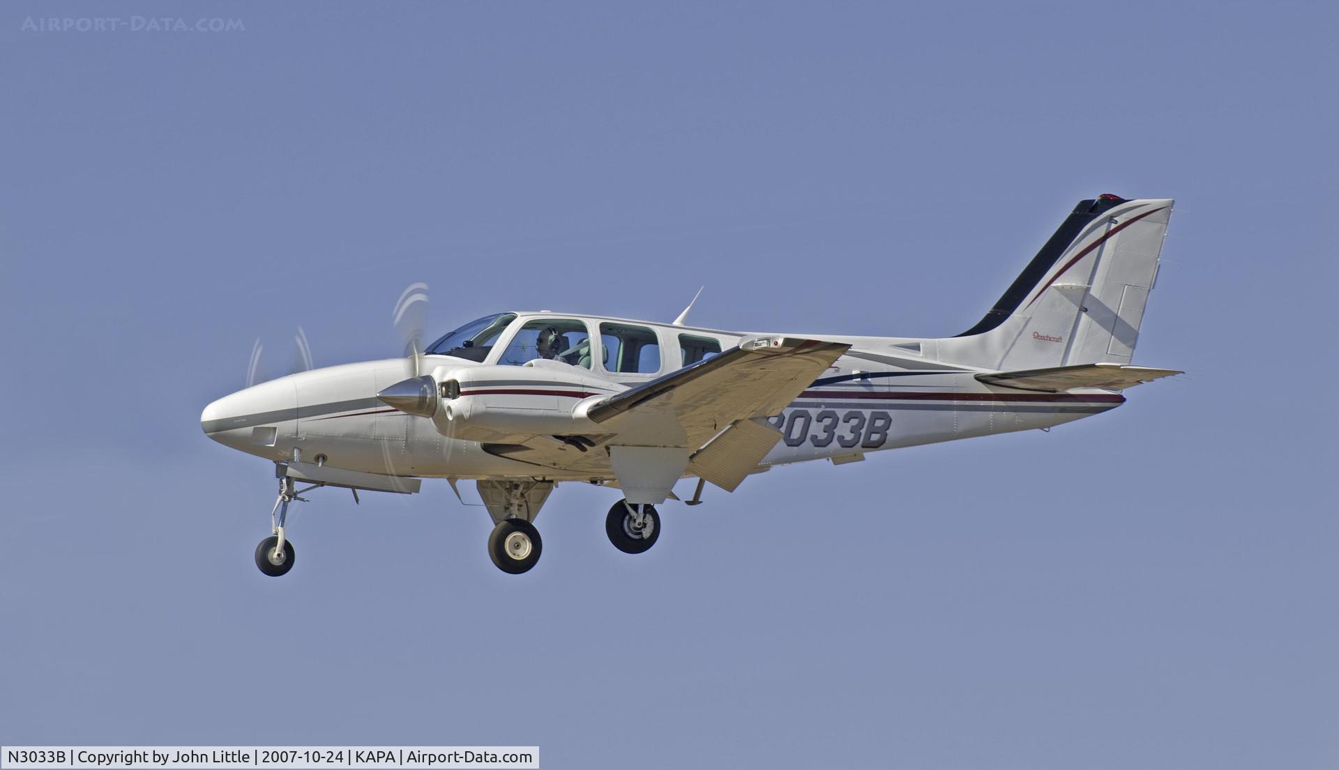 N3033B, 1998 Raytheon Aircraft Company 58 C/N TH-1869, Approach to 17L
