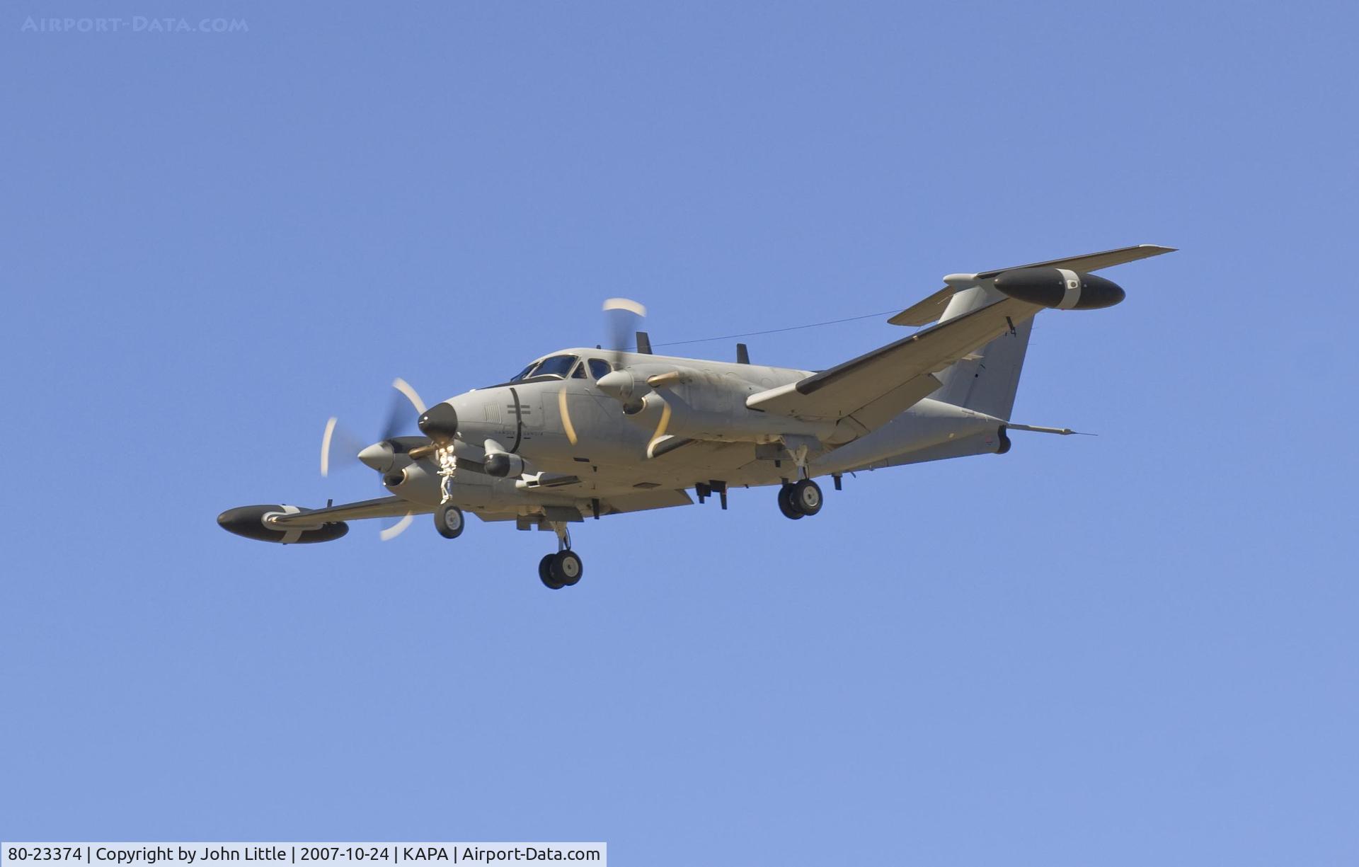 80-23374, Beech RC-12D Huron C/N BP-015, Intel-1 Approach to 17L