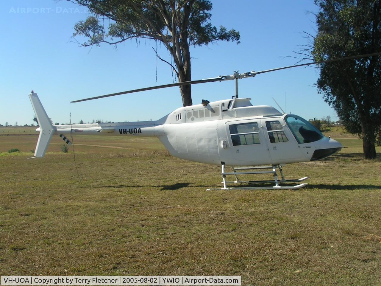 VH-UOA, 1967 Agusta AB-206B JetRanger II C/N 8016, Augusta 206B at Wilton /Picton