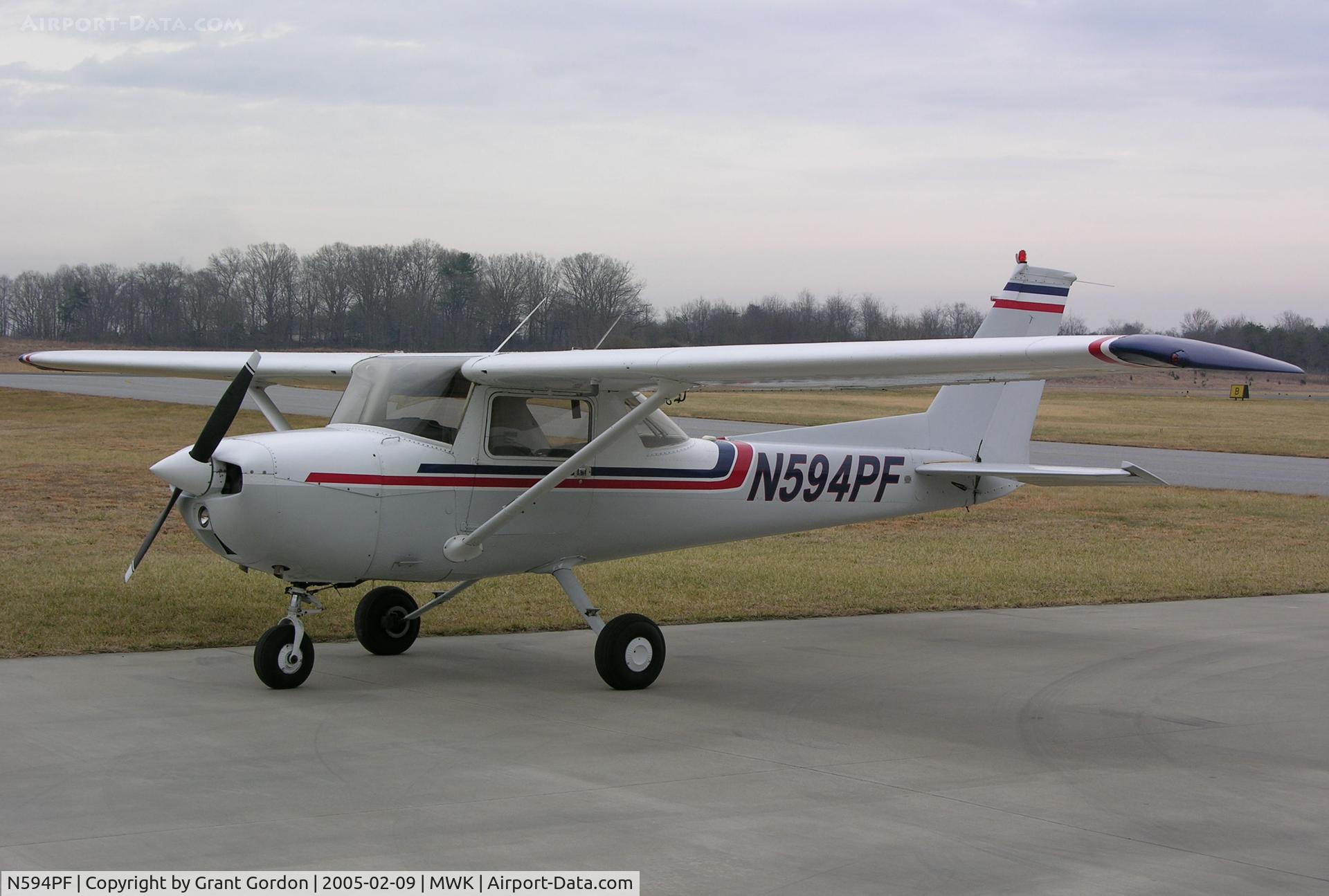 N594PF, 1974 Cessna 150M C/N 15076042, N594PF left profile
