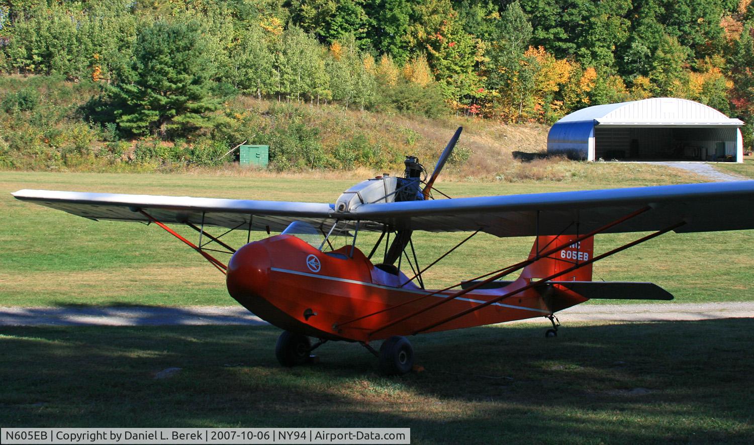 N605EB, 1931 Curtiss-Wright JR CW1 C/N 1025, This nifty little red pusher dates from 1931.
