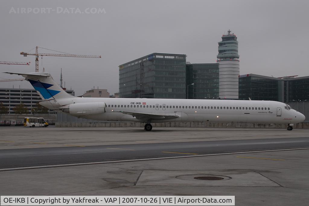 OE-IKB, 1986 McDonnell Douglas MD-83 (DC-9-83) C/N 49448, Mapjets MD80