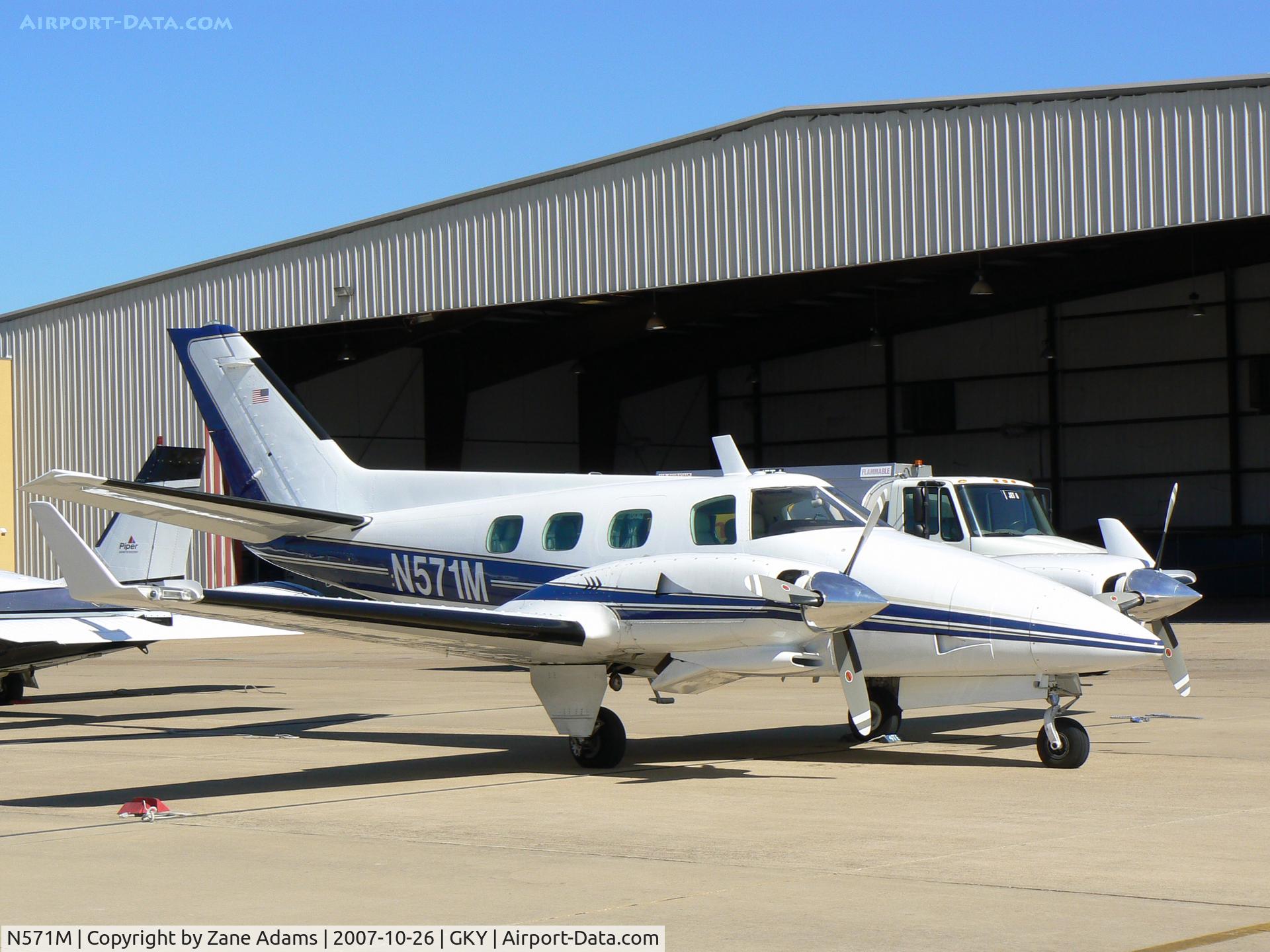 N571M, 1980 Beech B-60 Duke C/N P-534, On the ramp at Arlington Muni