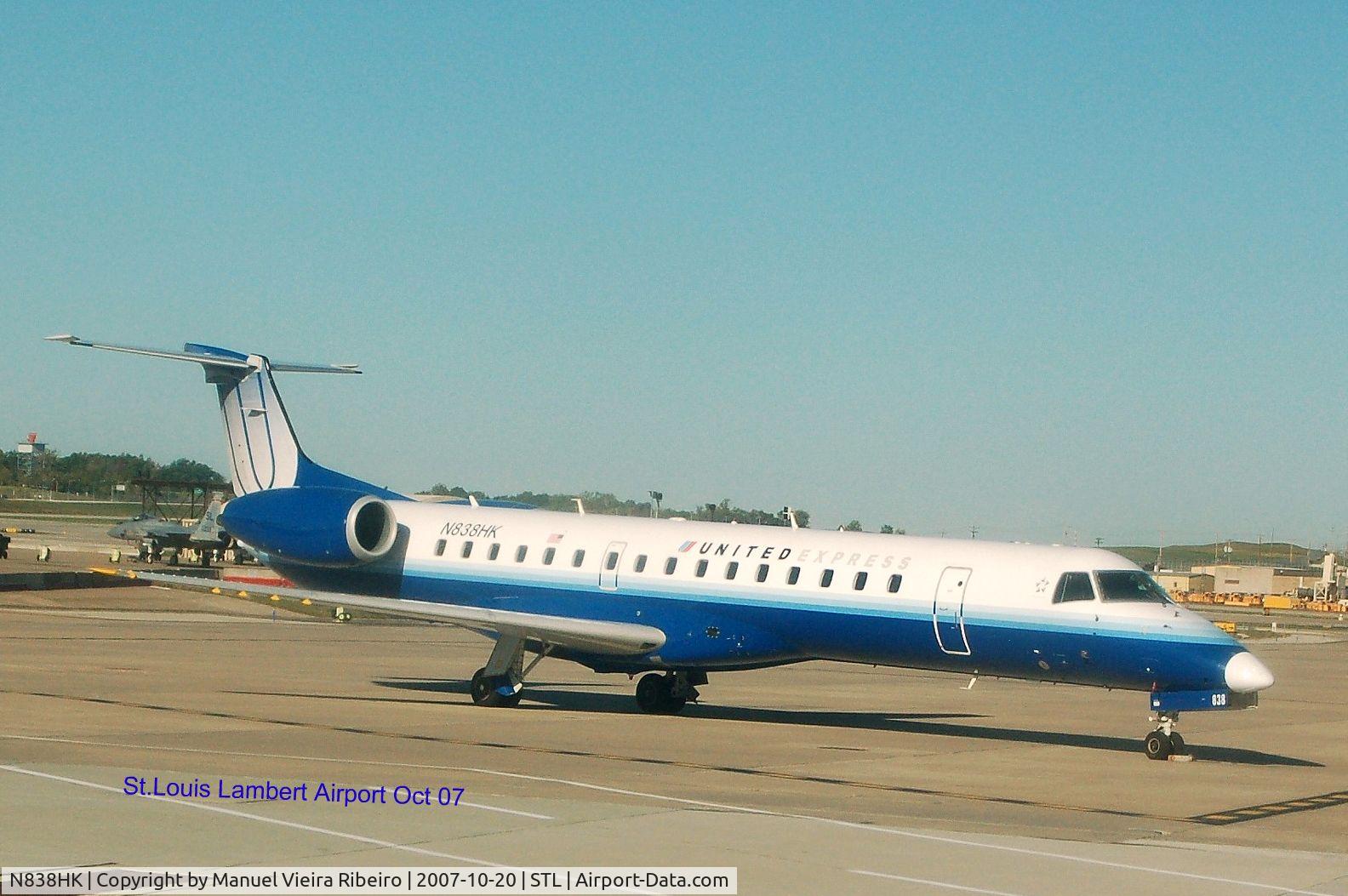 N838HK, 2000 Embraer ERJ-145LR (EMB-145LR) C/N 145321, taken at STL Lambert airport