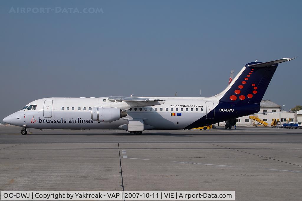 OO-DWJ, 1999 British Aerospace Avro 146-RJ100 C/N E3355, Brussels Airlines Bae146