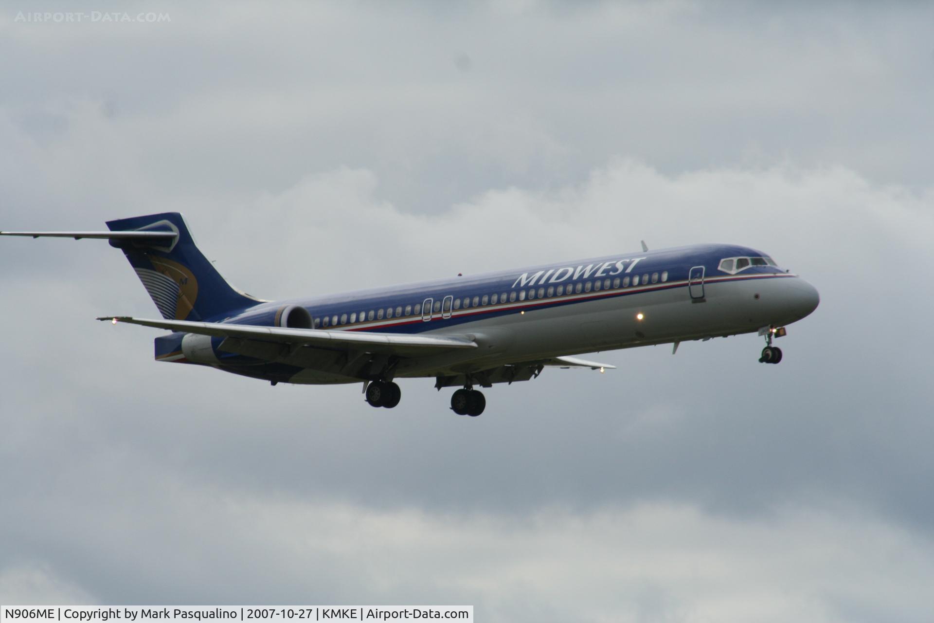 N906ME, 2003 Boeing 717-2BL C/N 55170, Boeing 717-200