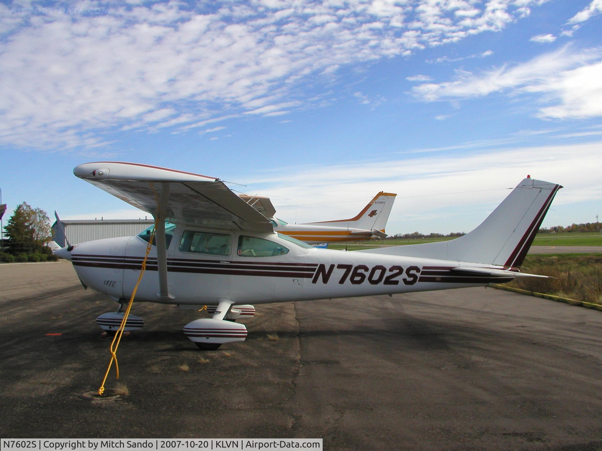 N7602S, 1976 Cessna 182Q Skylane C/N 18265250, Parked on the ramp at Airlake.