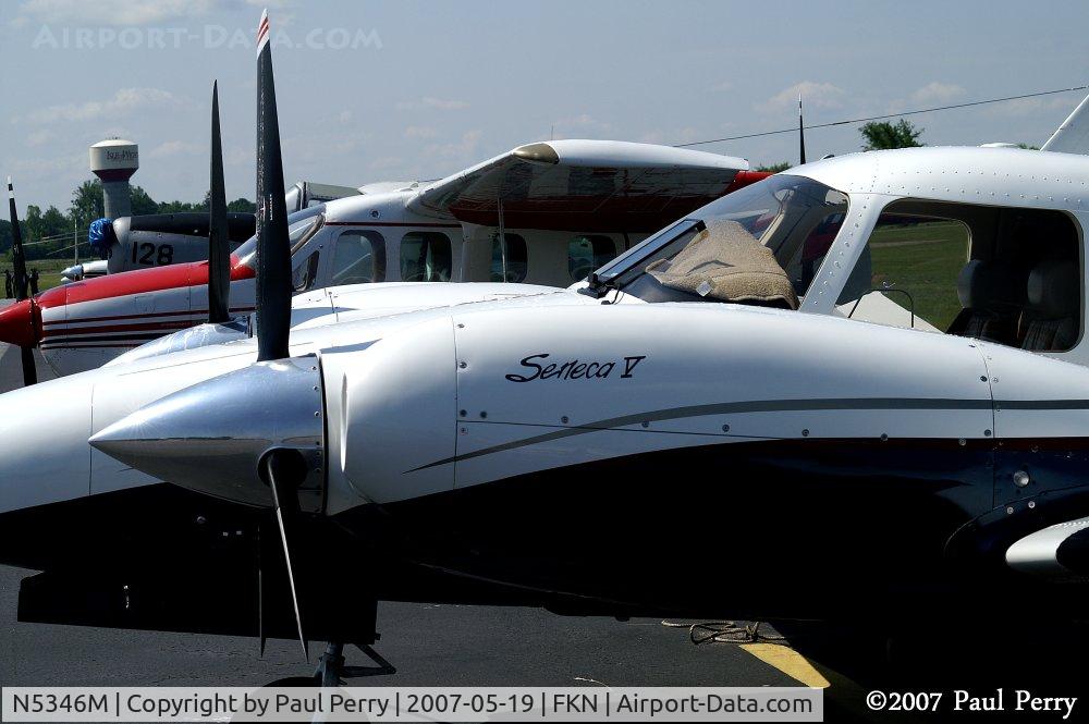 N5346M, Cessna 152 C/N 15284550, In tight with the nacelle