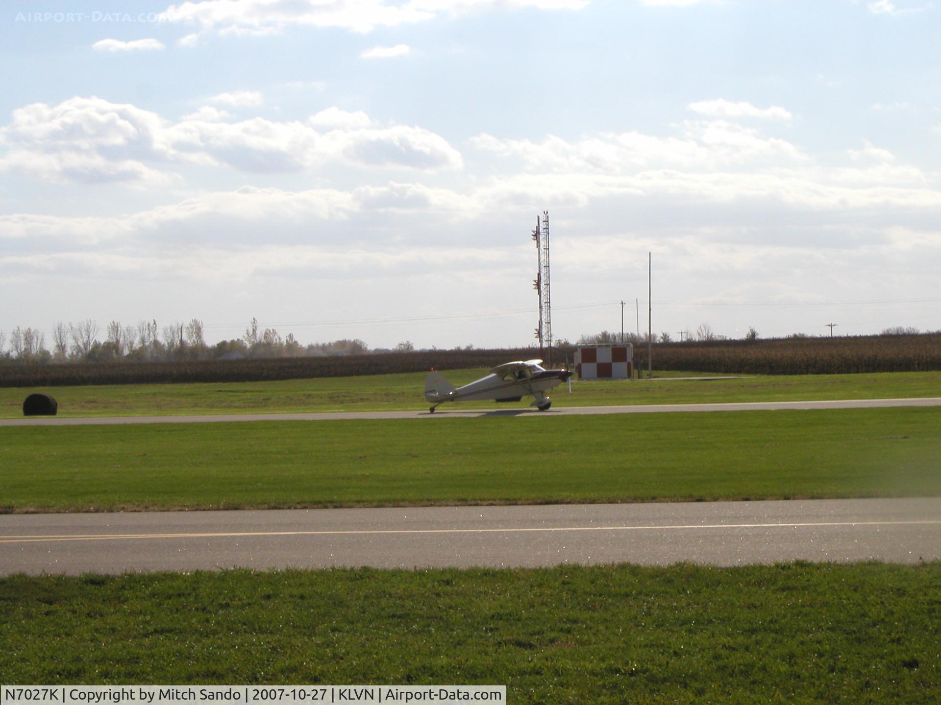 N7027K, 1950 Piper PA-20 Pacer C/N 20-133, Landing Runway 30.