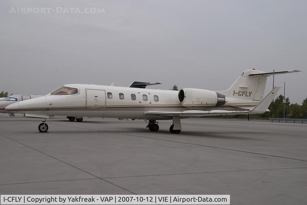 I-CFLY, 1998 Learjet 31A C/N 31A-167, Learjet 31