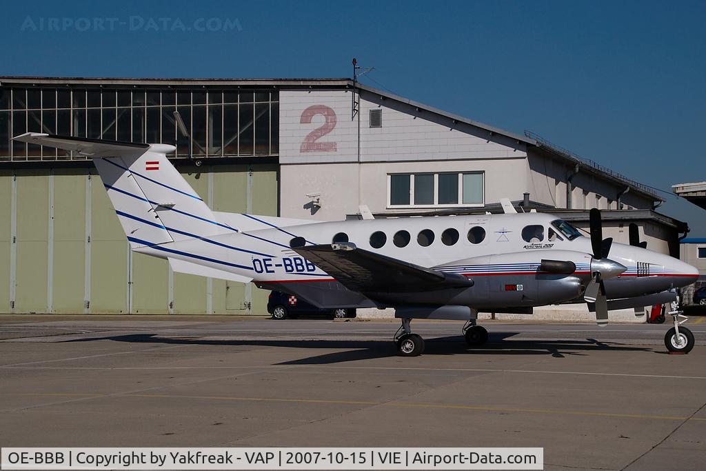 OE-BBB, 1974 Beech 200 Super King Air C/N BB-26, Beech 200 King Air