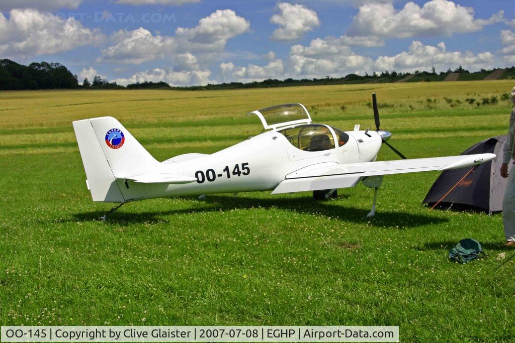 OO-145, 2004 Europa Monowheel C/N 382, An over night stop for this Europa at Popham