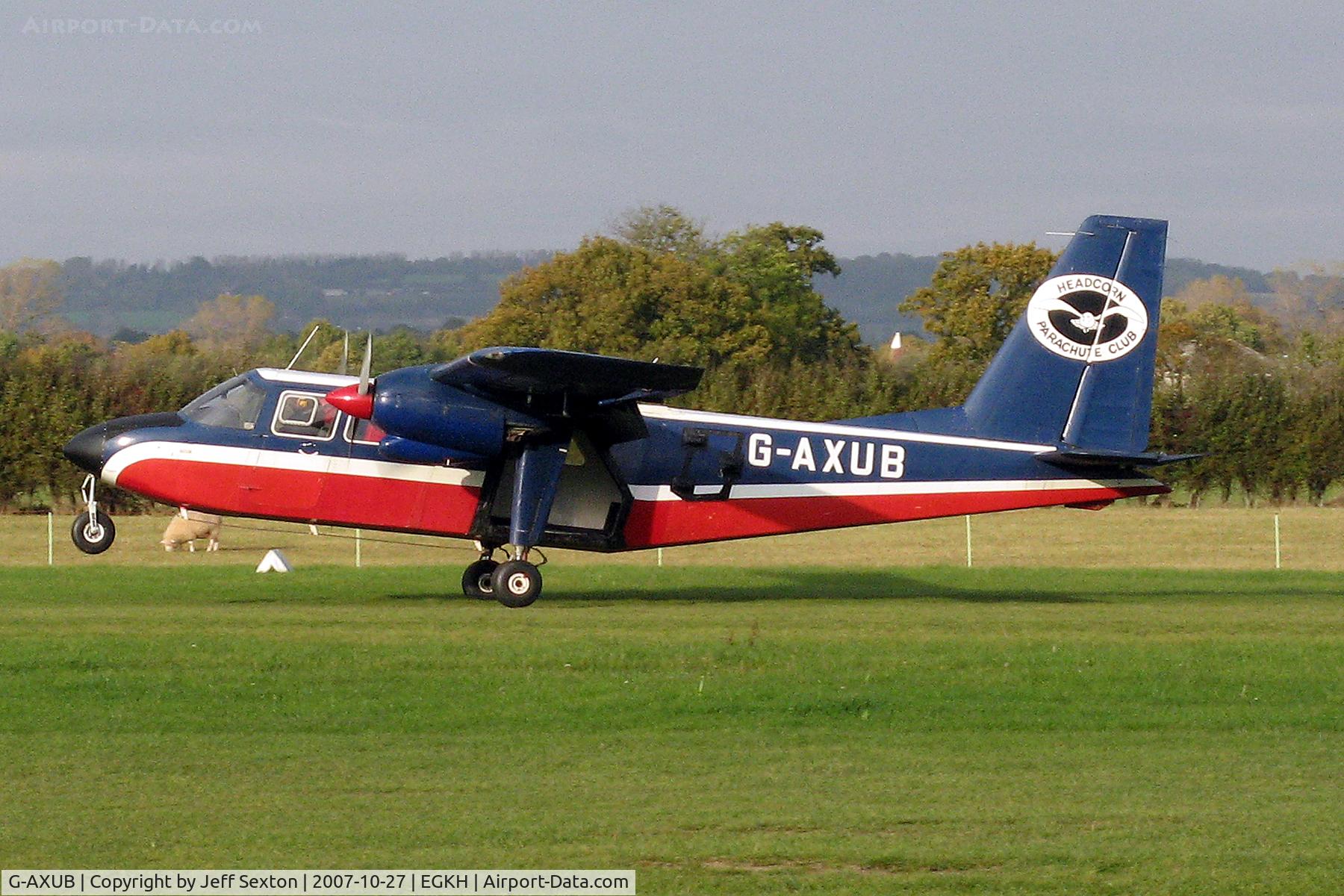 G-AXUB, 1969 Britten-Norman BN-2A Islander C/N 121, Off for another parachute drop