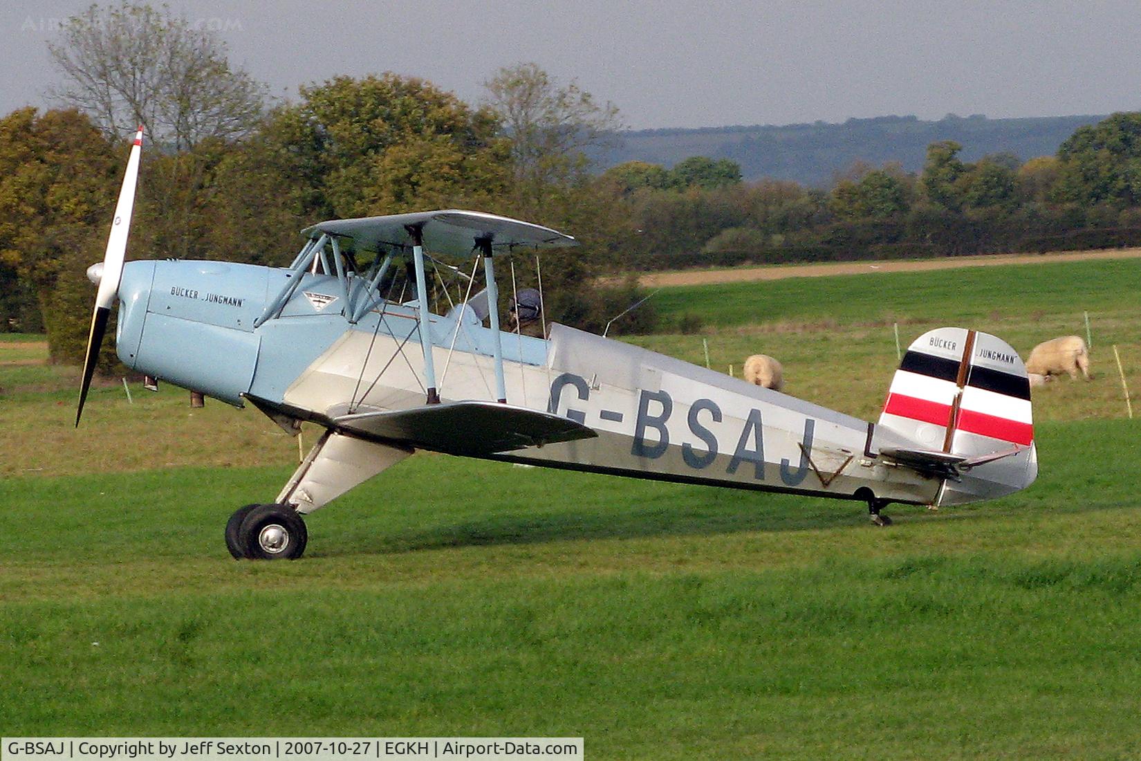 G-BSAJ, 1954 CASA 1-131E Jungmann C/N 2209, Landing at Headcorn