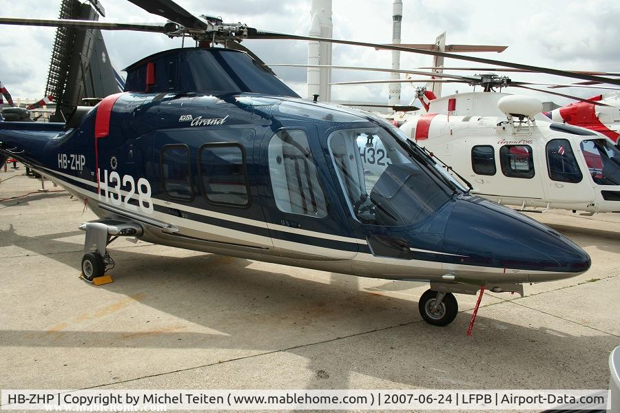 HB-ZHP, 2006 Agusta A-109S Grand C/N 22025, At the Paris Air Show 2007