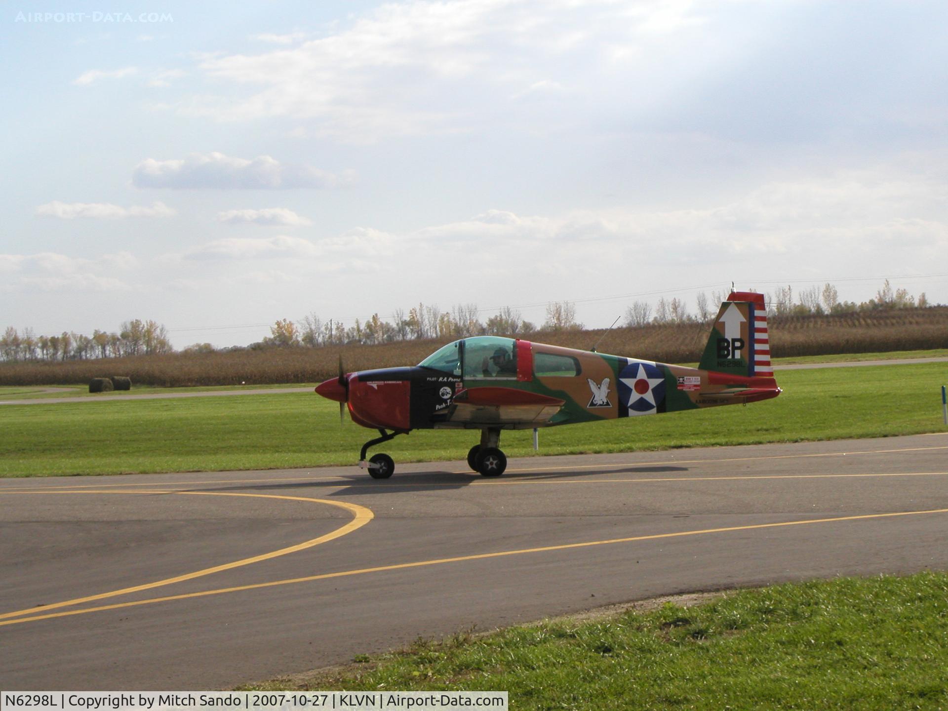 N6298L, 1973 Grumman American AA-1B Trainer C/N AA1B0098, Taxiing to the hangar.