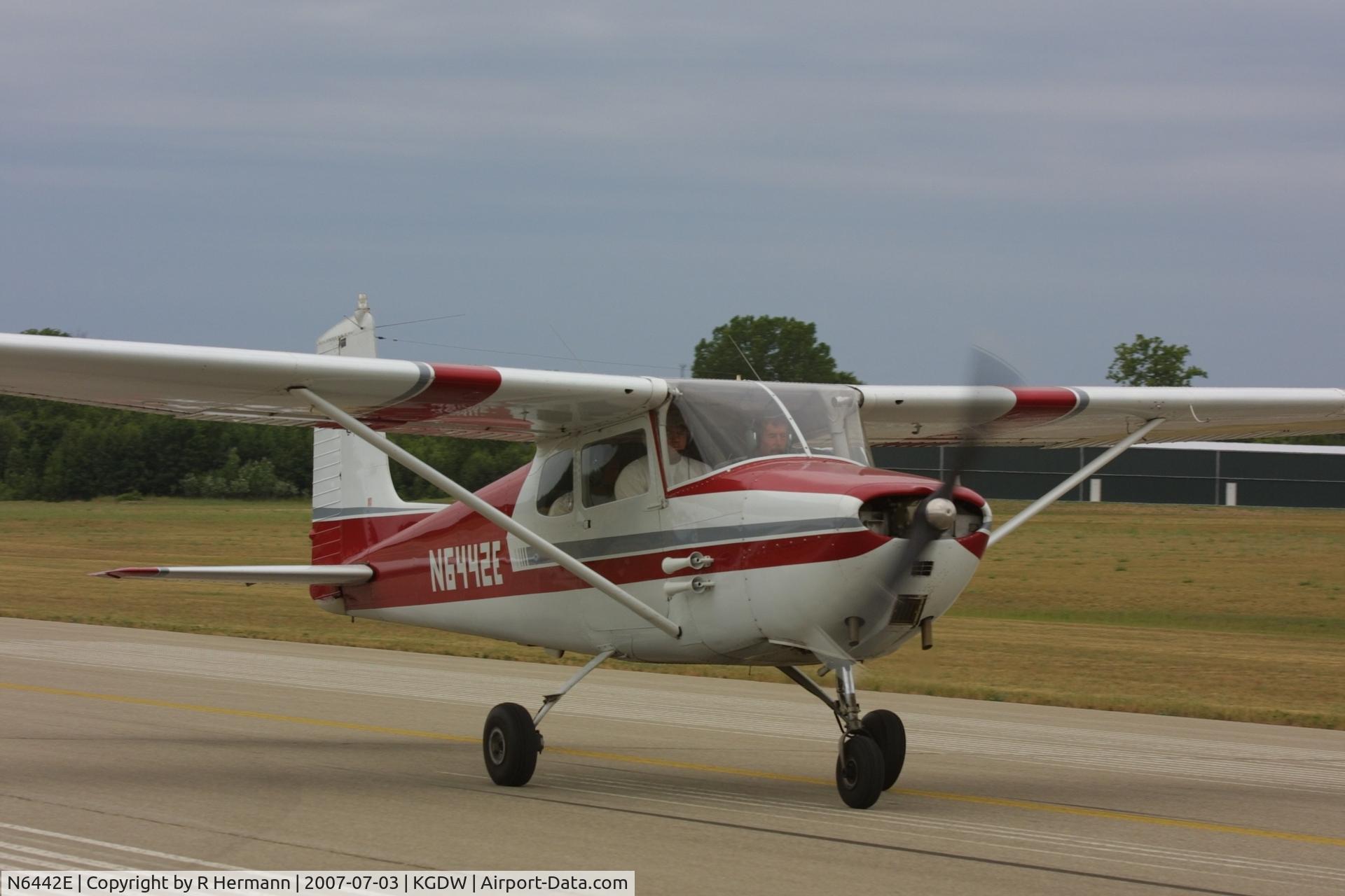 N6442E, 1959 Cessna 172 C/N 46542, Take off on local flight