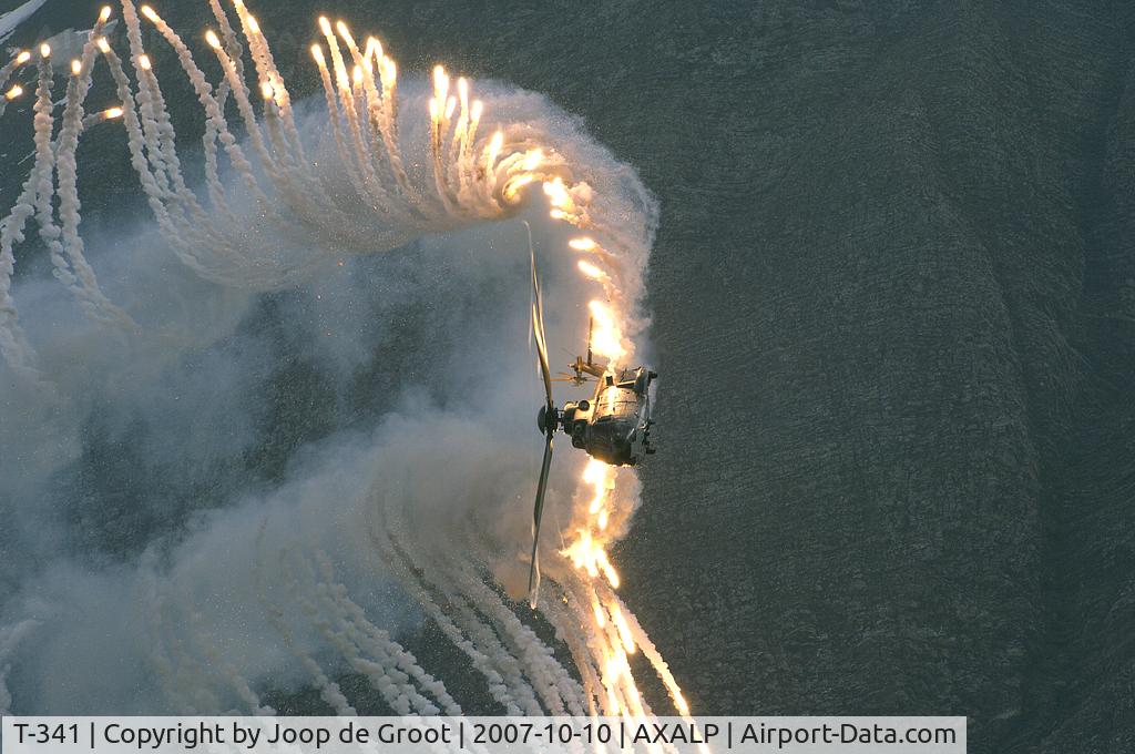 T-341, 2002 Eurocopter AS-532UL Cougar C/N 2559/MIS026, Releasing all 128 flares in one go.