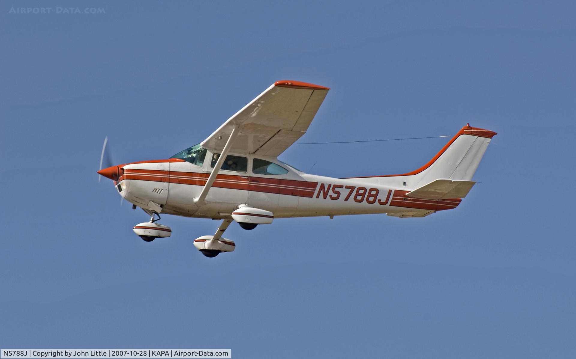 N5788J, 1975 Cessna 182P Skylane C/N 18263536, Approach to 17L