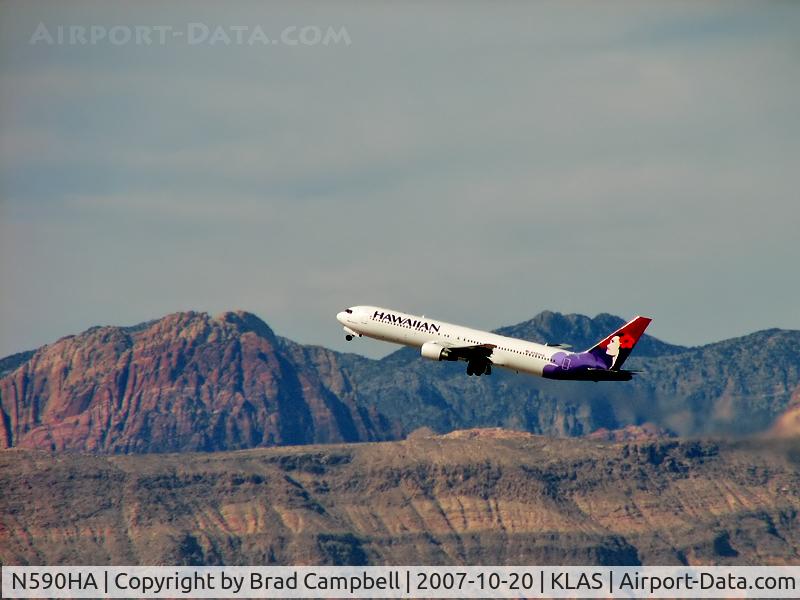 N590HA, 2002 Boeing 767-3CB C/N 33467, Hawaiian Airlines / 2002 Boeing 767-3CB