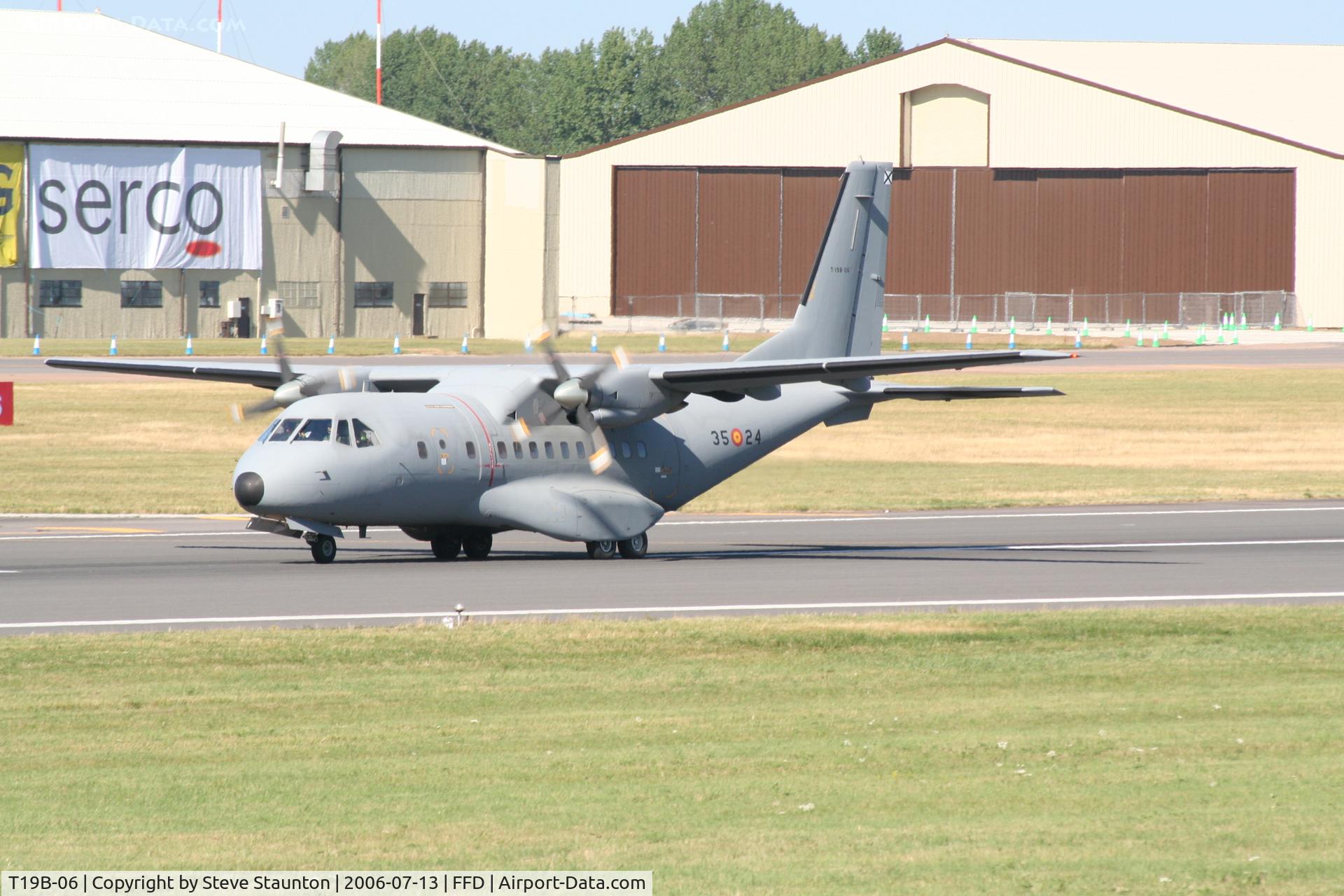 T19B-06, Airtech CN-235-100M C/N C037, Royal International Air Tattoo 2006