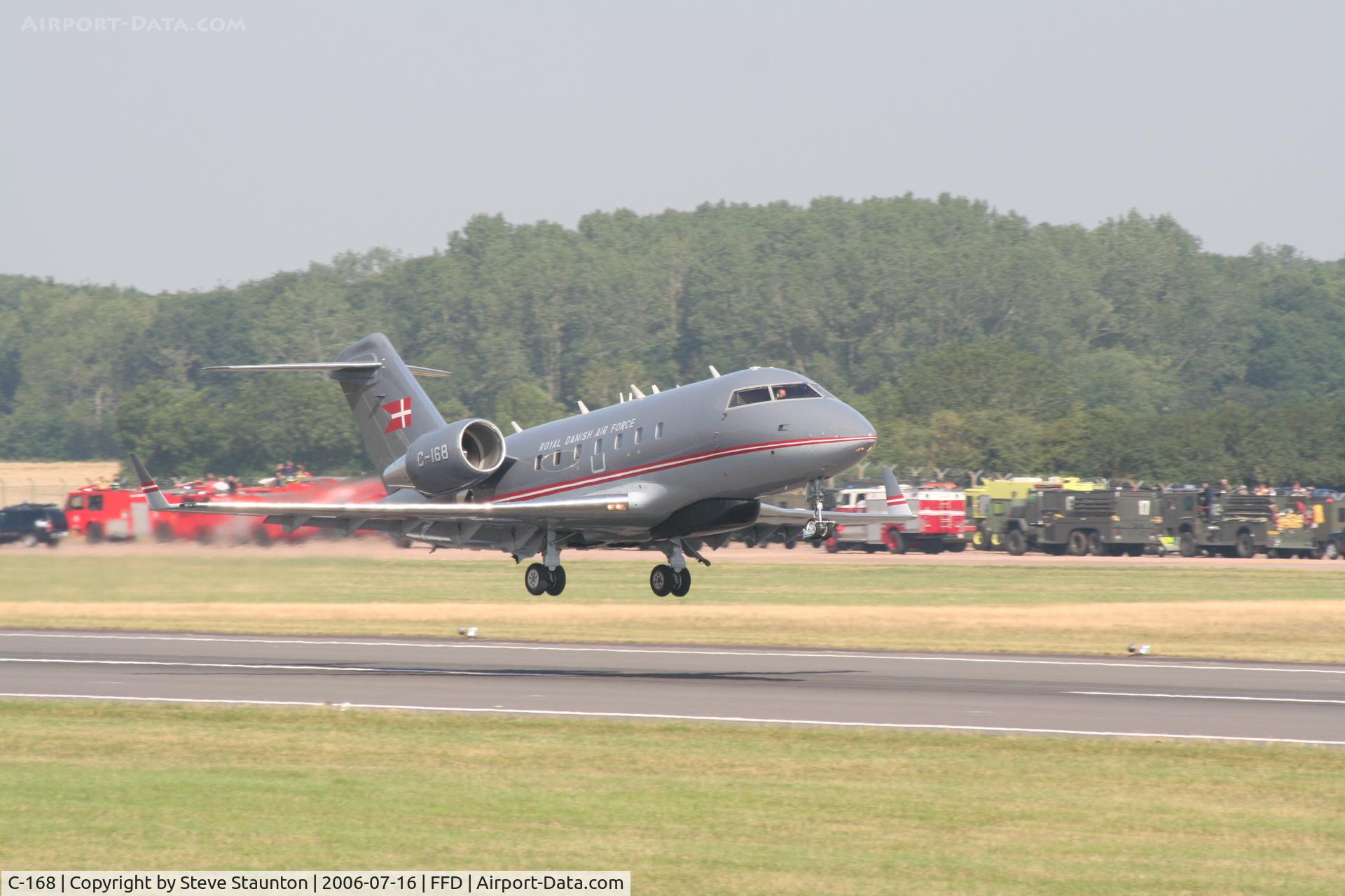 C-168, 2000 Bombardier Challenger 604 (CL-600-2B16) C/N 5468, Royal International Air Tattoo 2006