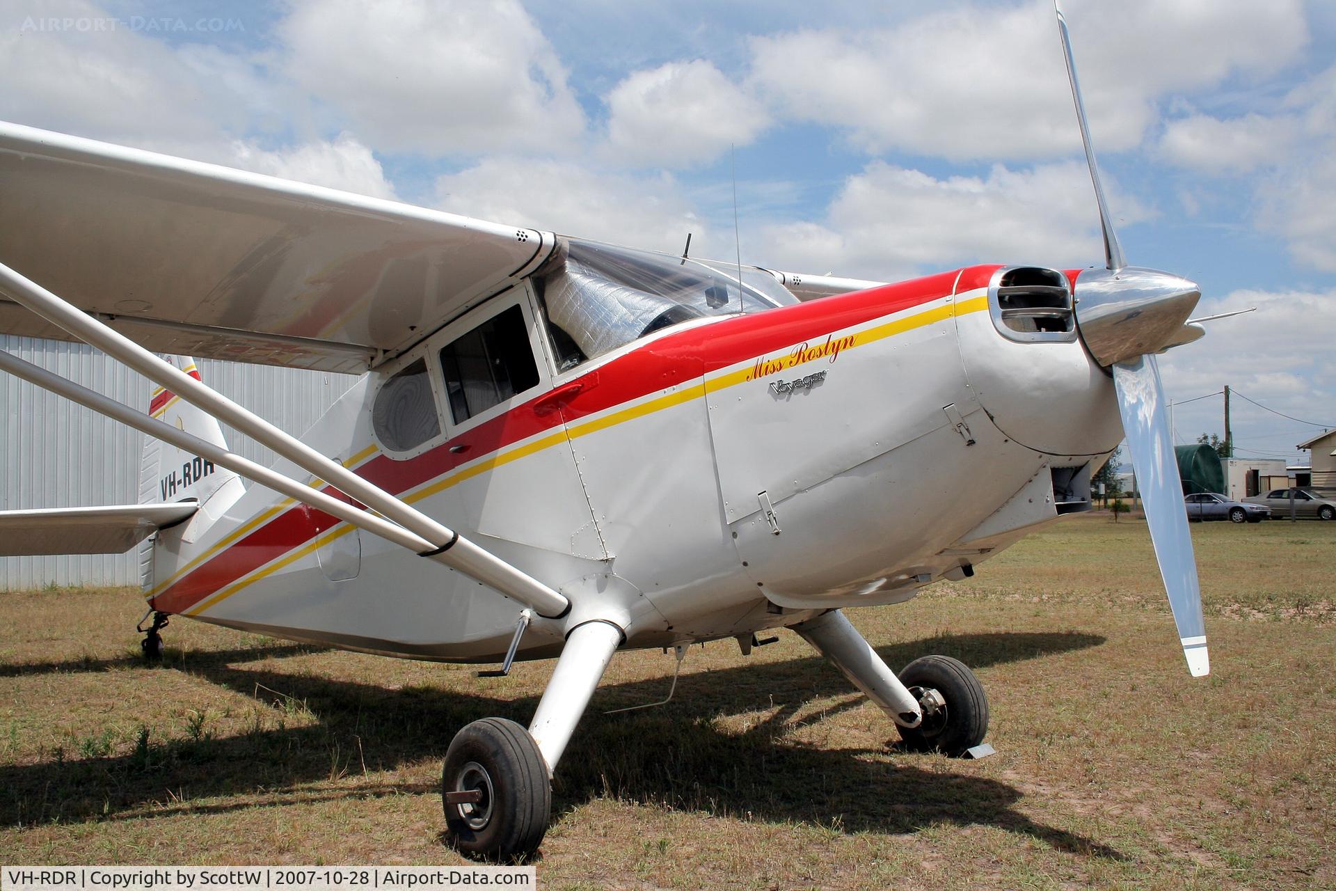 VH-RDR, 1947 Stinson 108-2 Voyager C/N 108-2785, image taken at Watts Bridge Memorial airfield
