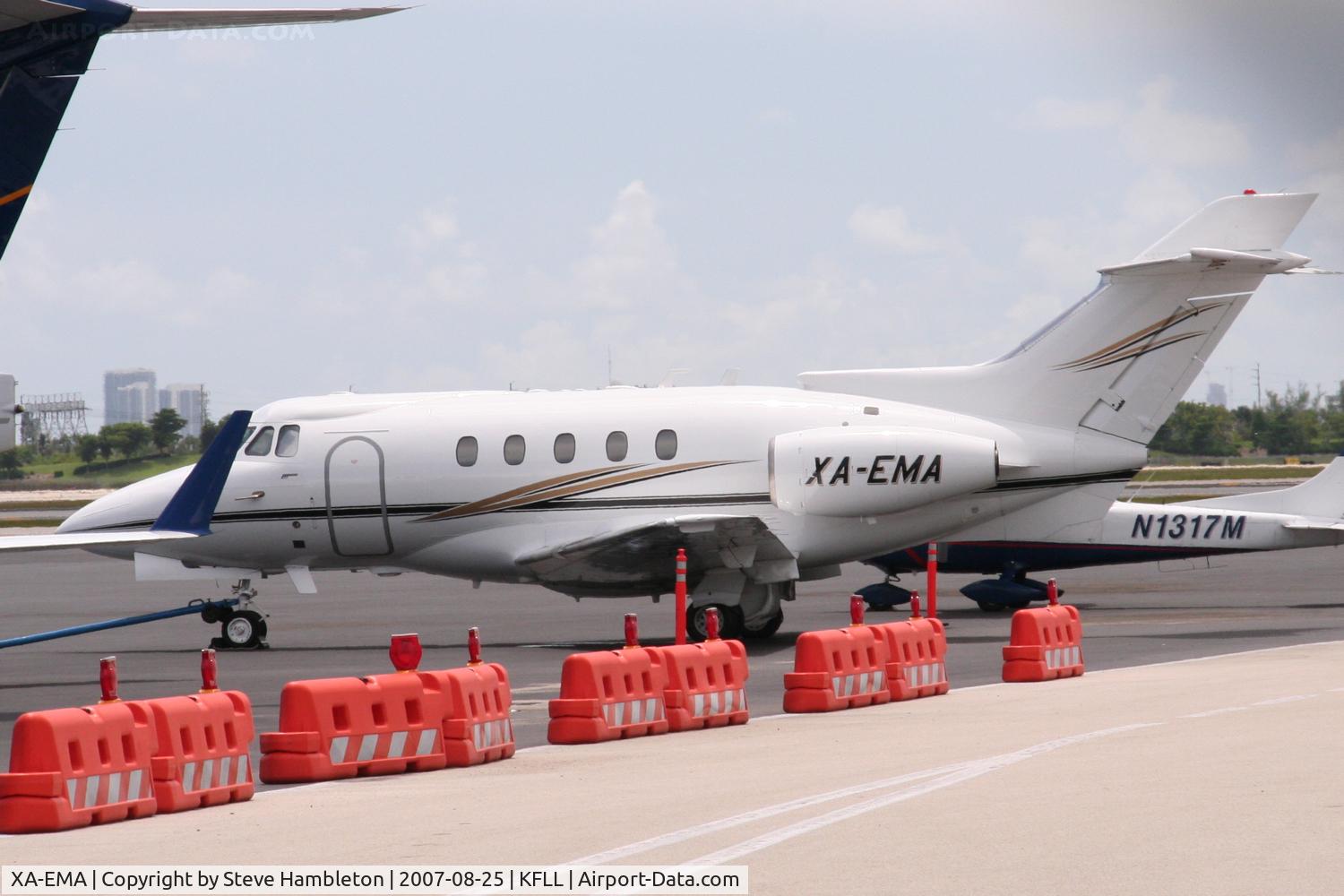 XA-EMA, Hawker Siddeley HS-125 C/N 25282, BAE 125 at Fort Lauderdale