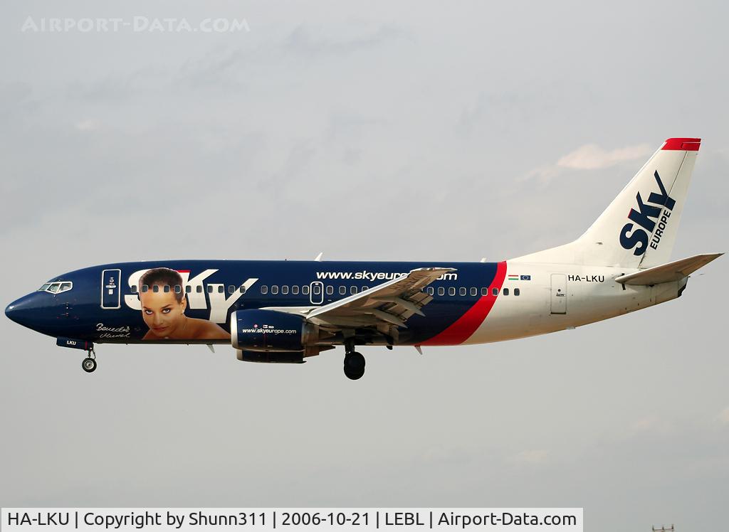 HA-LKU, 1999 Boeing 737-33V C/N 29336, Landing rwy 25L