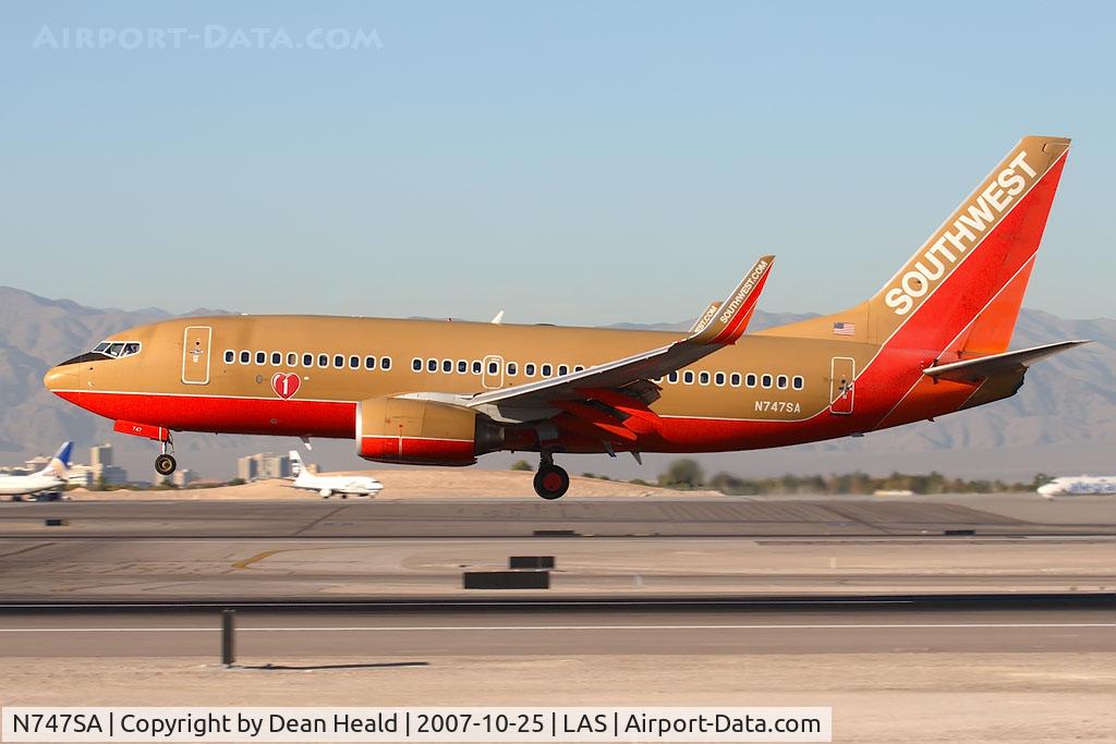 N747SA, 1999 Boeing 737-7H4 C/N 29799, Southwest Airlines N747SA (FLT SWA3071) from John Wayne Airport (KSNA) landing RWY 25L.