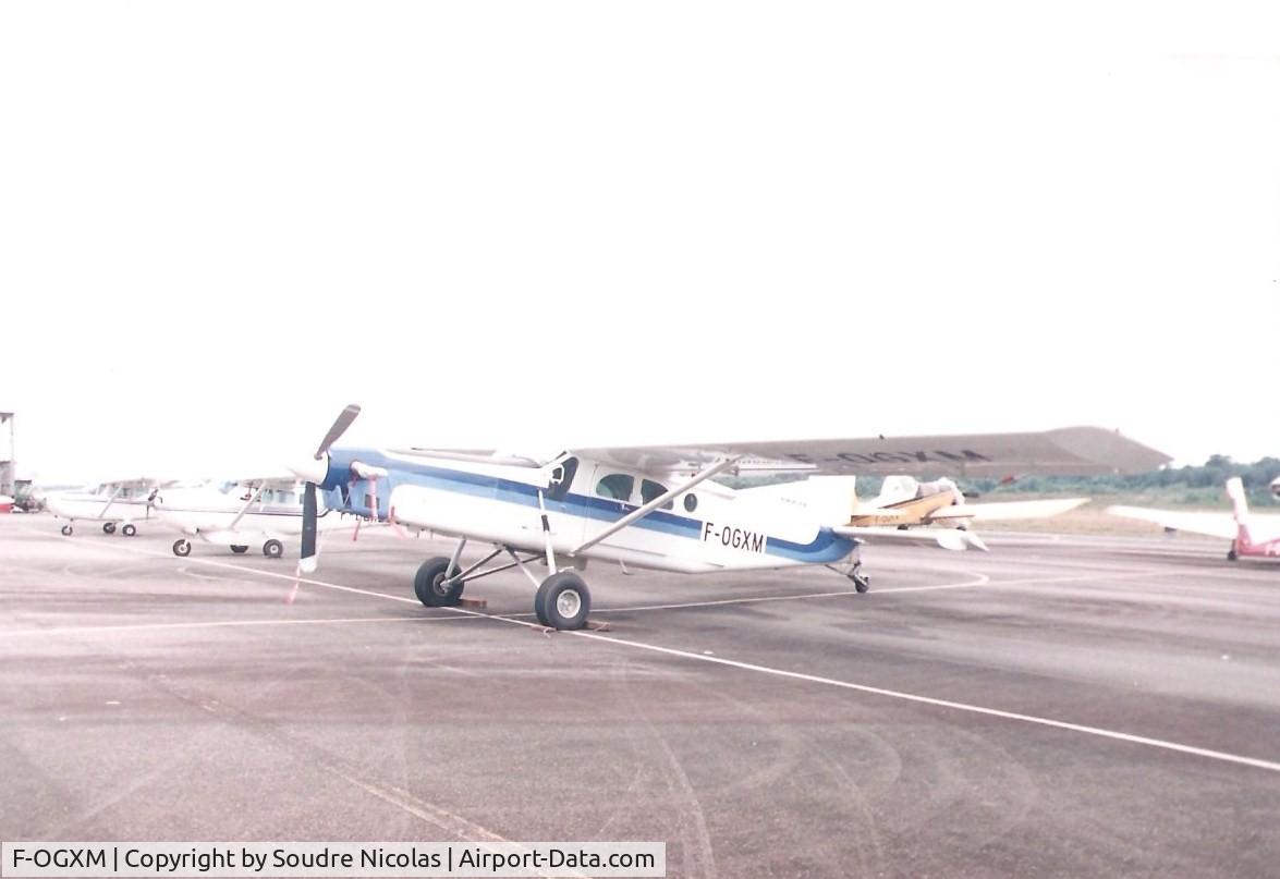 F-OGXM, Pilatus PC-6/B2-H4 Turbo Porter C/N 915, Pilatus Porter G.A.S